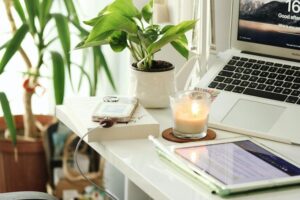 Tips for Creating a Cozy Home Workspace That Boosts Productivity